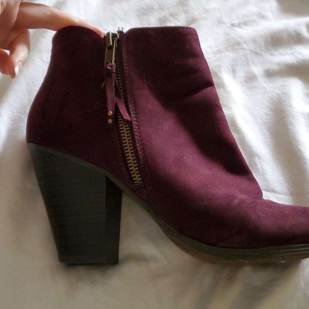 Women's size 7 boots